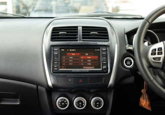 Подержанный автомобиль Mitsubishi RVR Suv 2010 года (14 фото)