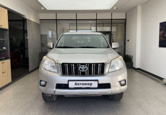 Подержанный автомобиль Toyota Land Cruiser Prado 2011 года (2 фото)