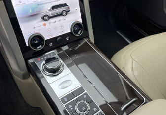 Подержанный автомобиль Land Rover Range Rover 2018 года (15 фото)