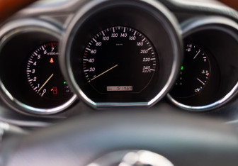 Подержанный автомобиль Lexus RX 2008 года (13 фото)