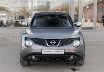 Подержанный автомобиль Nissan Juke 2013 года (2 фото)