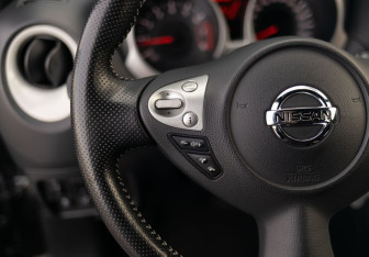 Подержанный автомобиль Nissan Juke 2018 года (12 фото)