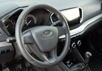 Подержанный автомобиль LADA (ВАЗ) Vesta Sedan 2023 года (11 фото)