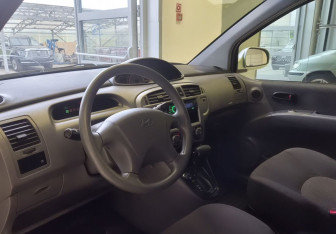 Подержанный автомобиль Hyundai Matrix 2004 года (7 фото)