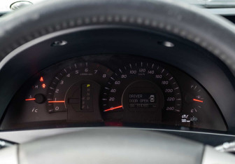 Подержанный автомобиль Toyota Camry Sedan 2007 года (13 фото)