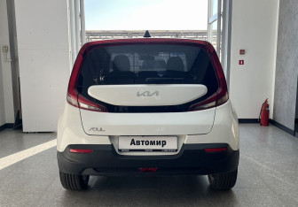 Подержанный автомобиль Kia Soul 2021 года (4 фото)
