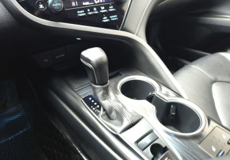 Подержанный автомобиль Toyota Camry Sedan 2021 года (13 фото)