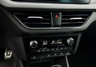 Подержанный автомобиль Skoda Rapid Liftback 2020 года (11 фото)