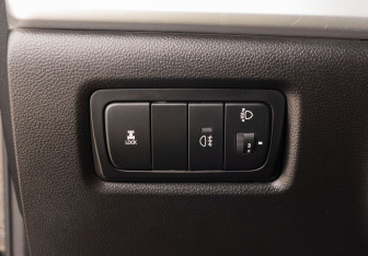 Подержанный автомобиль SsangYong Actyon 2014 года (17 фото)