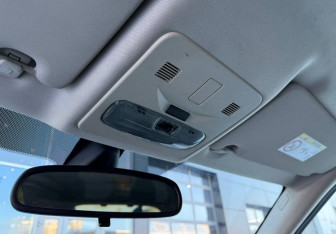 Подержанный автомобиль Land Rover Freelander 2014 года (20 фото)