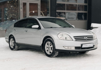 Подержанный автомобиль Nissan Teana 2006 года (3 фото)