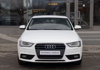 Подержанный автомобиль Audi A4 Sedan 2012 года (2 фото)