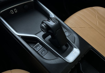 Подержанный автомобиль Haval H5 2024 года (12 фото)