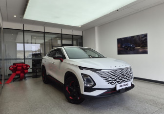 Подержанный автомобиль Omoda C5 2023 года (3 фото)