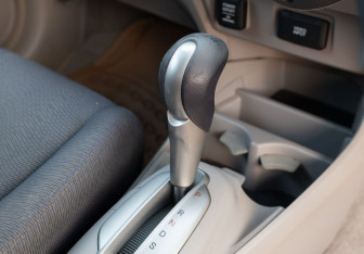 Подержанный автомобиль Honda Insight Hatchback 2009 года (16 фото)