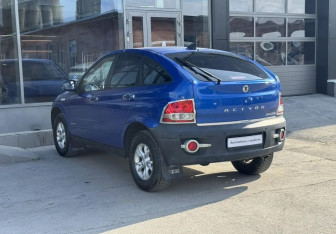 Подержанный автомобиль SsangYong Actyon 2010 года (12 фото)