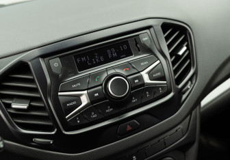 Подержанный автомобиль LADA (ВАЗ) Vesta Sedan 2016 года (13 фото)