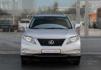 Подержанный автомобиль Lexus RX 2009 года (2 фото)
