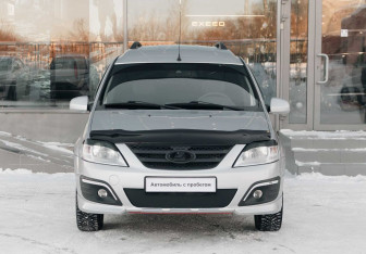 Подержанный автомобиль LADA (ВАЗ) Largus Wagon 2015 года (2 фото)