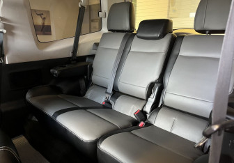 Подержанный автомобиль Mitsubishi Pajero 2008 года (14 фото)