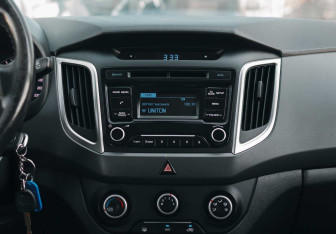 Подержанный автомобиль Hyundai Creta 2019 года (14 фото)