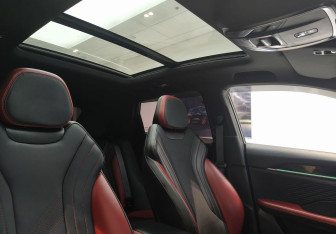 Подержанный автомобиль Geely Coolray 2023 года (13 фото)