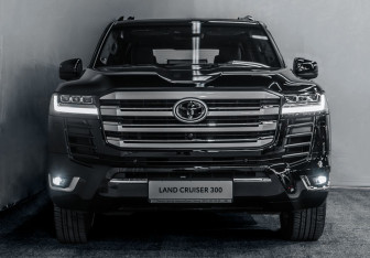 Новый Toyota Land Cruiser Suv 2024 (2 фото)