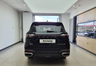 Подержанный автомобиль Geely Okavango 2024 года (5 фото)