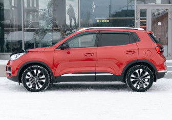 Подержанный автомобиль Chery Tiggo 4 2021 года (8 фото)