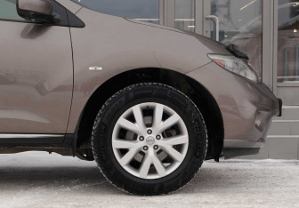 Подержанный автомобиль Nissan Murano Suv 2013 года (9 фото)