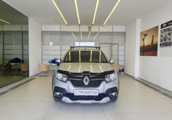 Подержанный автомобиль Renault Logan Sedan 2020 года (2 фото)