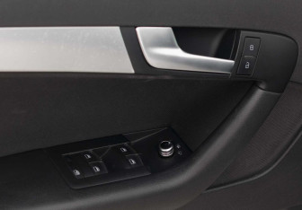 Подержанный автомобиль Audi A3 Hatchback 2012 года (16 фото)