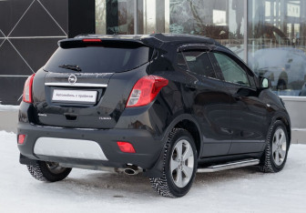 Подержанный автомобиль Opel Mokka 2014 года (5 фото)