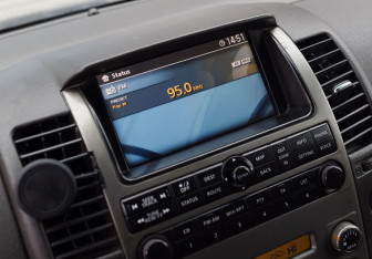 Подержанный автомобиль Nissan Pathfinder 2007 года (13 фото)