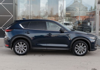 Подержанный автомобиль Mazda CX-5 2020 года (4 фото)