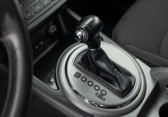 Подержанный автомобиль Kia Sportage 2014 года (14 фото)