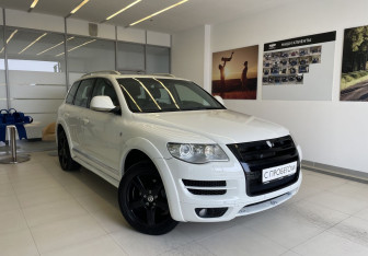 Подержанный автомобиль Volkswagen Touareg 2008 года (3 фото)