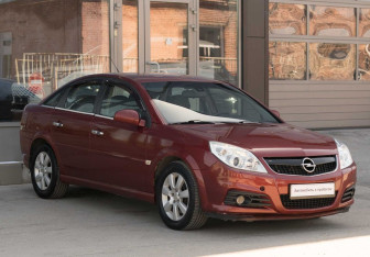 Подержанный автомобиль Opel Vectra Sedan 2006 года (3 фото)