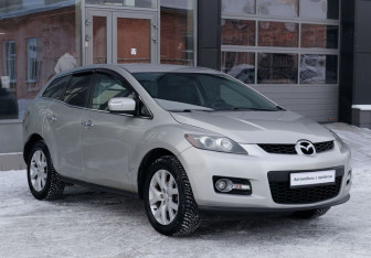 Подержанный автомобиль Mazda CX-7 2008 года (3 фото)