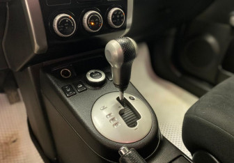 Подержанный автомобиль Nissan X-Trail 2013 года (14 фото)