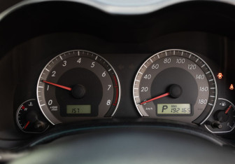 Подержанный автомобиль Toyota Corolla Wagon 2007 года (12 фото)