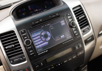 Подержанный автомобиль Toyota Land Cruiser Prado 2008 года (14 фото)