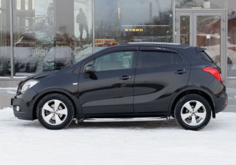 Подержанный автомобиль Opel Mokka 2014 года (8 фото)