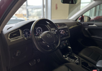 Подержанный автомобиль Volkswagen Tiguan 2018 года (9 фото)