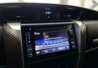 Подержанный автомобиль Toyota Fortuner 2019 года (18 фото)