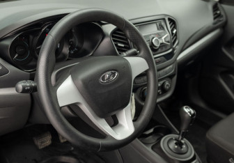 Подержанный автомобиль LADA (ВАЗ) Vesta Sedan 2016 года (11 фото)