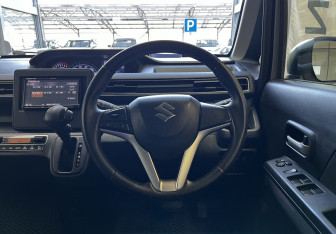 Подержанный автомобиль Suzuki Wagon R+ 2018 года (9 фото)
