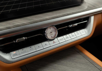 Подержанный автомобиль Tank 500 2023 года (15 фото)