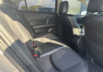 Подержанный автомобиль Mazda 6 Sedan 2010 года (10 фото)