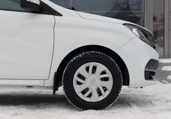 Подержанный автомобиль LADA (ВАЗ) XRAY 2019 года (9 фото)